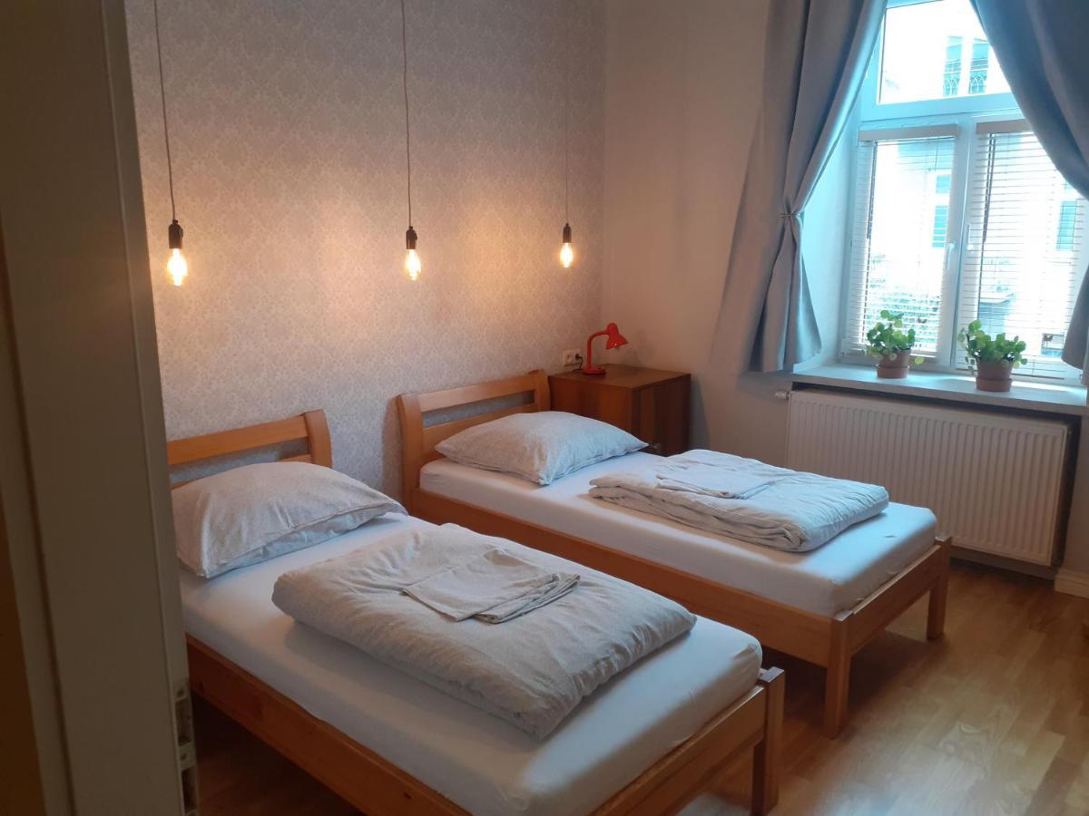 Apartament Cafe Belg تشينستوخوفا المظهر الخارجي الصورة